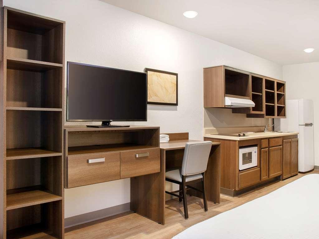 Extended Stay America Select Suites - Charlotte - Northlake Шарлът Стая снимка