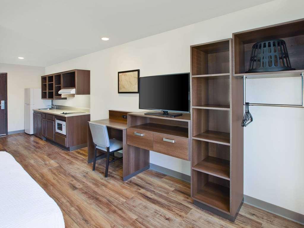 Extended Stay America Select Suites - Charlotte - Northlake Шарлът Стая снимка