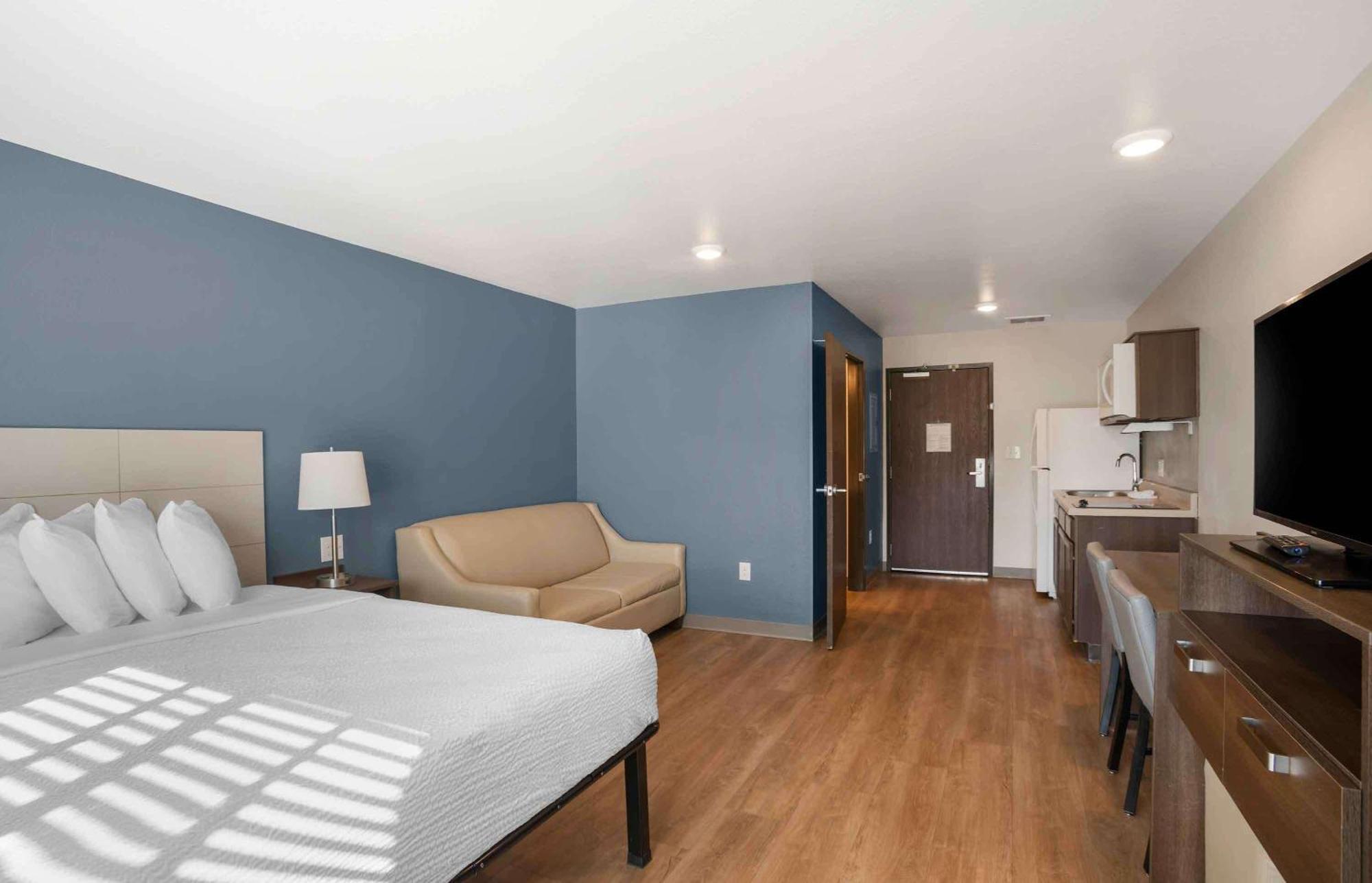 Extended Stay America Select Suites - Charlotte - Northlake Шарлът Екстериор снимка