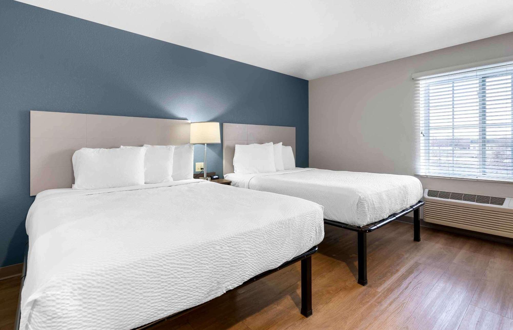 Extended Stay America Select Suites - Charlotte - Northlake Шарлът Екстериор снимка